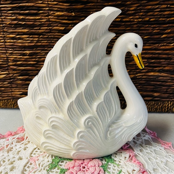 Vintage White Ceramic Swan Planter Mid-Century Modern Coastal Decor Elegant Bird - Picture 3 of 16
